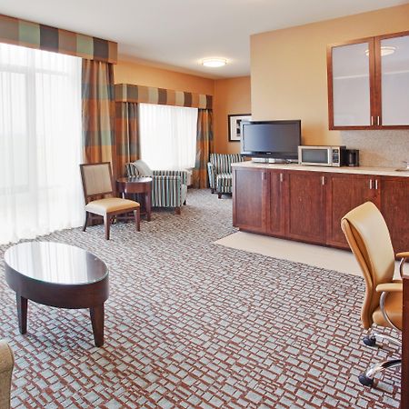 Holiday Inn Express & Suites Salinas By Ihg Luaran gambar
