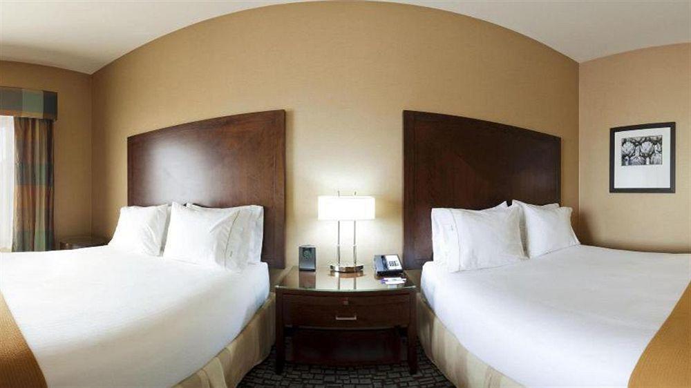 Holiday Inn Express & Suites Salinas By Ihg Luaran gambar