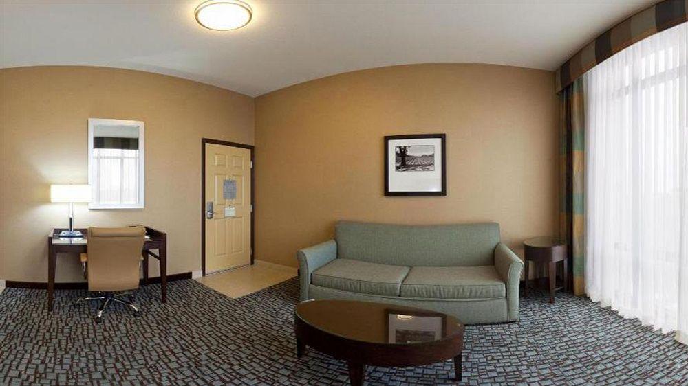 Holiday Inn Express & Suites Salinas By Ihg Luaran gambar