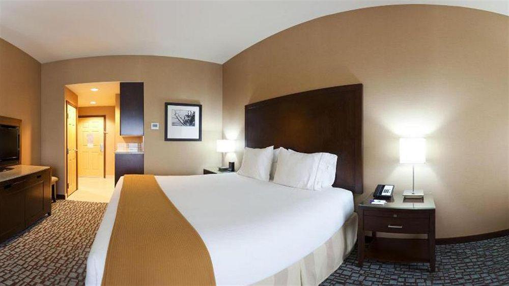 Holiday Inn Express & Suites Salinas By Ihg Luaran gambar