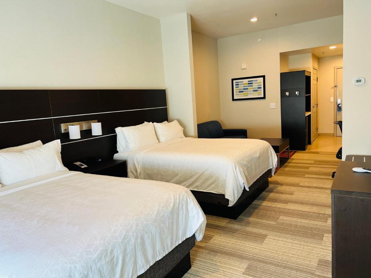 Holiday Inn Express & Suites Salinas By Ihg Luaran gambar