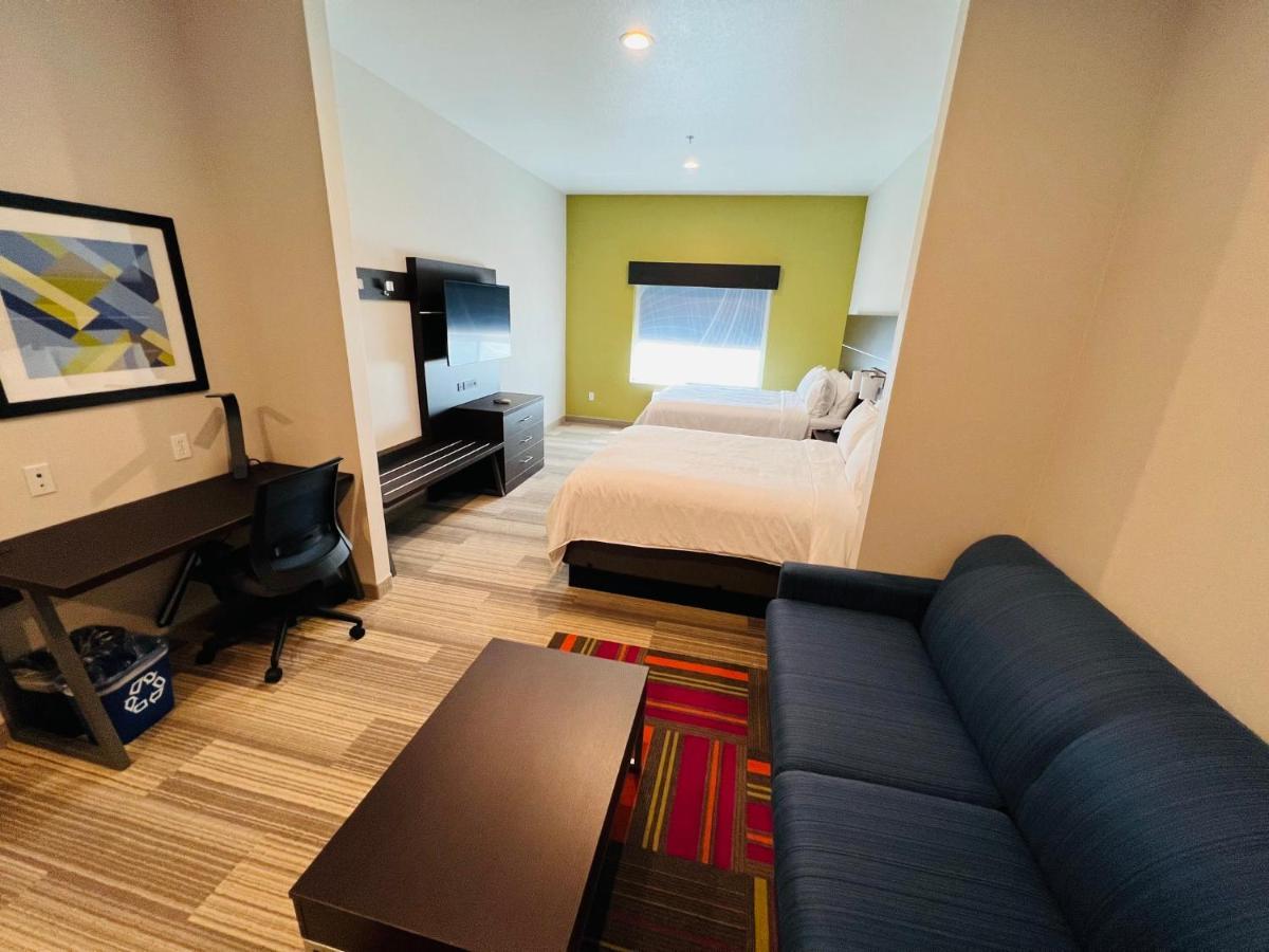 Holiday Inn Express & Suites Salinas By Ihg Luaran gambar
