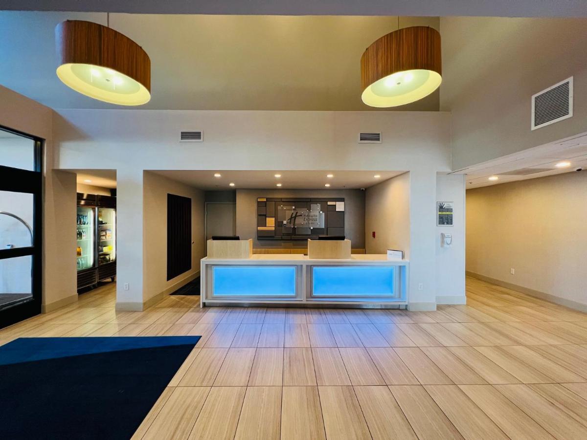 Holiday Inn Express & Suites Salinas By Ihg Luaran gambar